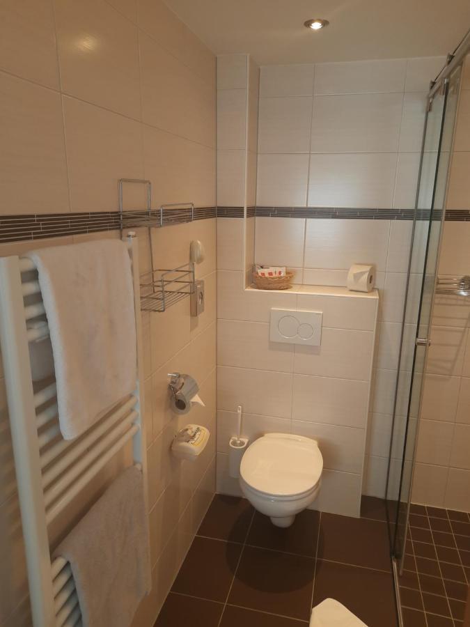 Bed and Breakfast Gruenwaldhof Тукс Экстерьер фото