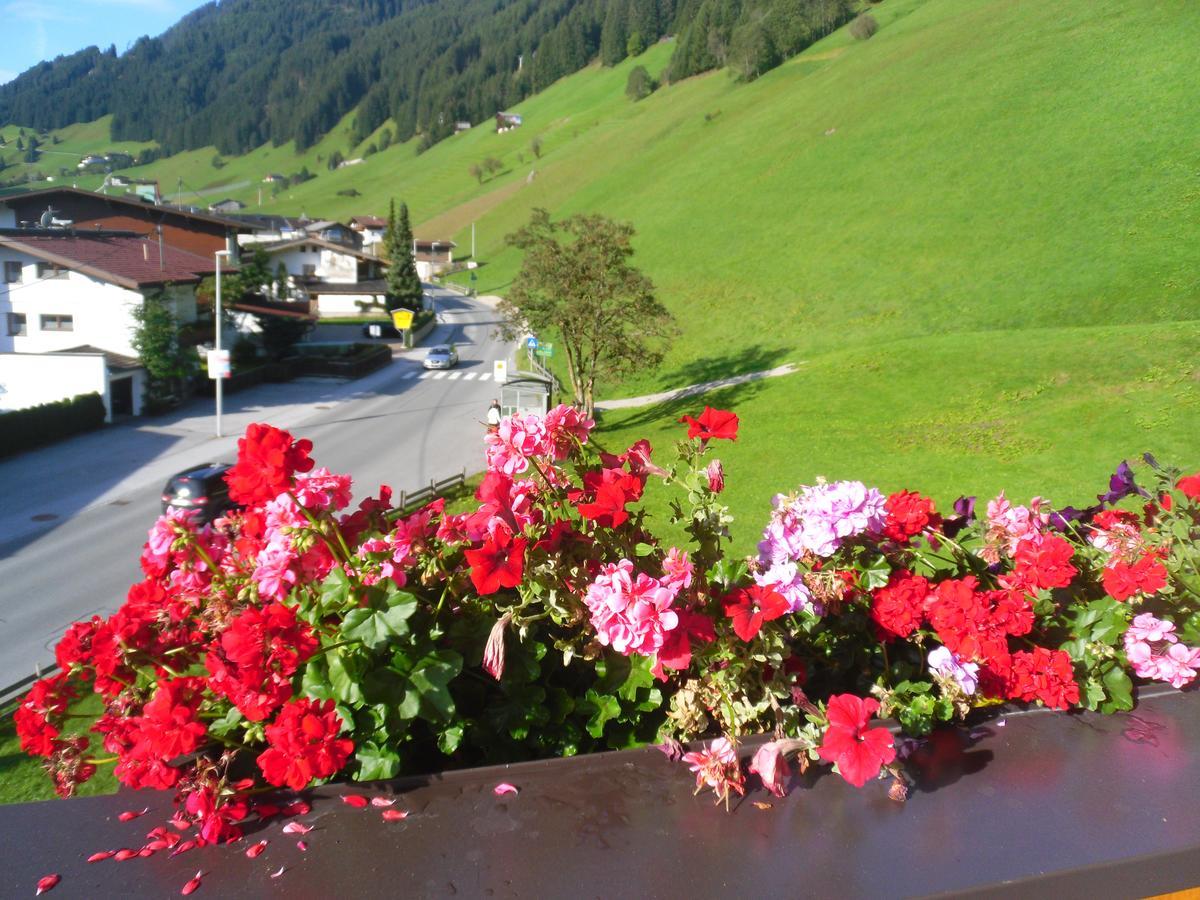 Bed and Breakfast Gruenwaldhof Тукс Экстерьер фото
